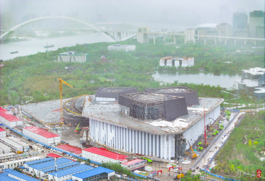 上海大歌剧院 主体工程基本完成