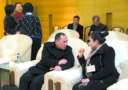 在沪全国人大代表抵京 一线基层人数比上届大