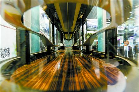 迪士尼线装中国心 沪产地铁信号系统亮相轨道