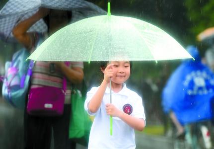 入梅首日申城暴雨如注