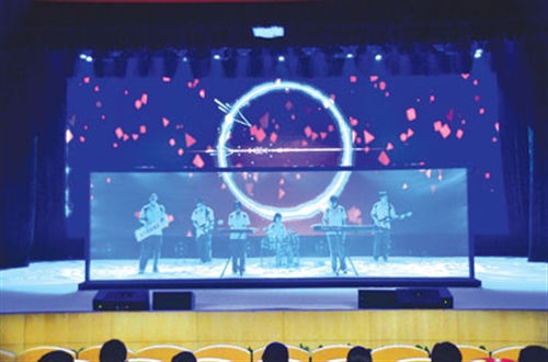 上海市高中拓展型课程《数字媒体与艺术》举行