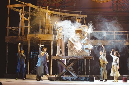 苦难中相濡以沫展现人性光辉——中以合排音乐剧犹太人在上海诞生记