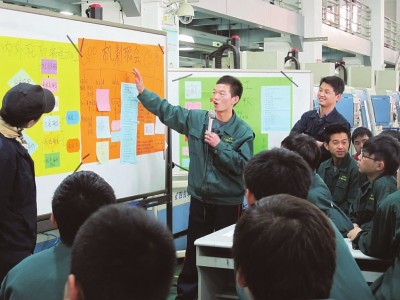 化实训教学使多方收益 上海市工业技术学校扩