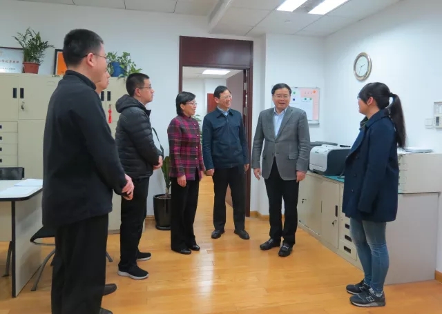 汤志平秘书长走访建议提案处 指出要发挥好桥