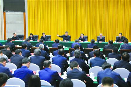 习近平在武汉主持召开深入推动长江经济带发展