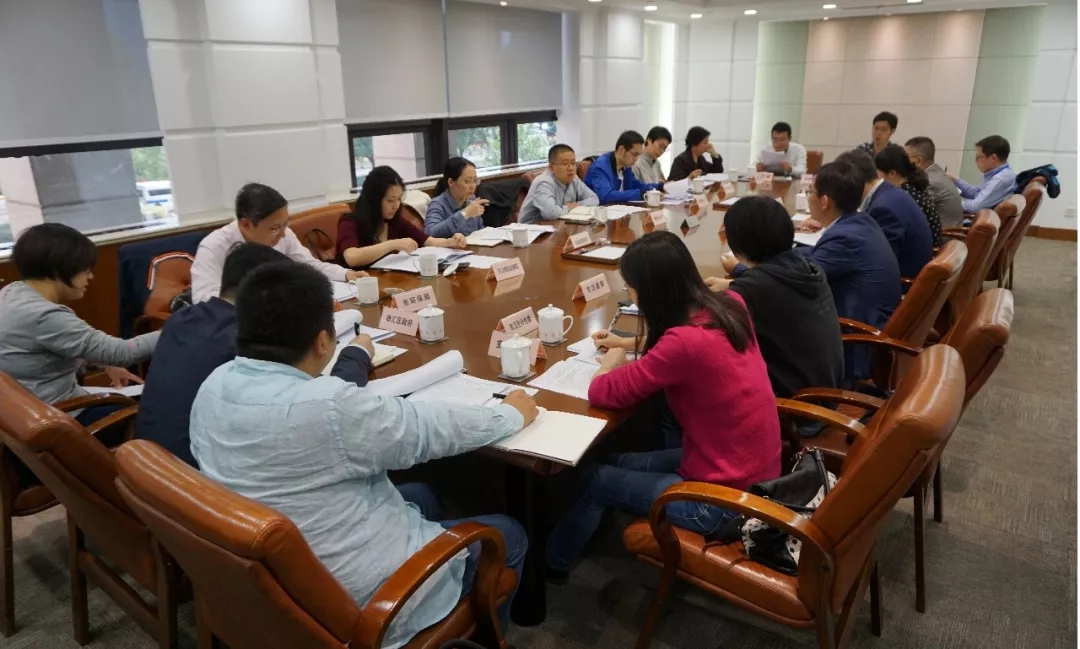 《上海市人民政府办理市人大代表建议和政协提