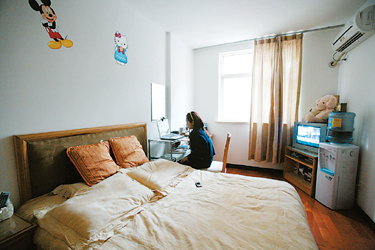 浦东新区潍坊新村街道试点 厂房改宿舍 外来务