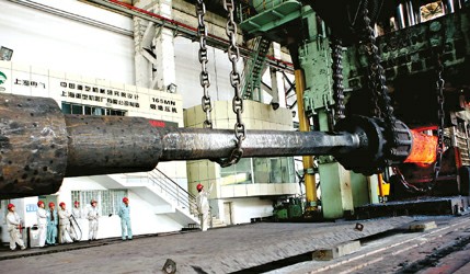 宣布上海电气重工集团1.65万吨自由锻造油压机