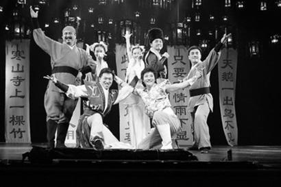 33台大戏239场演出 上海文广演艺集团精心组