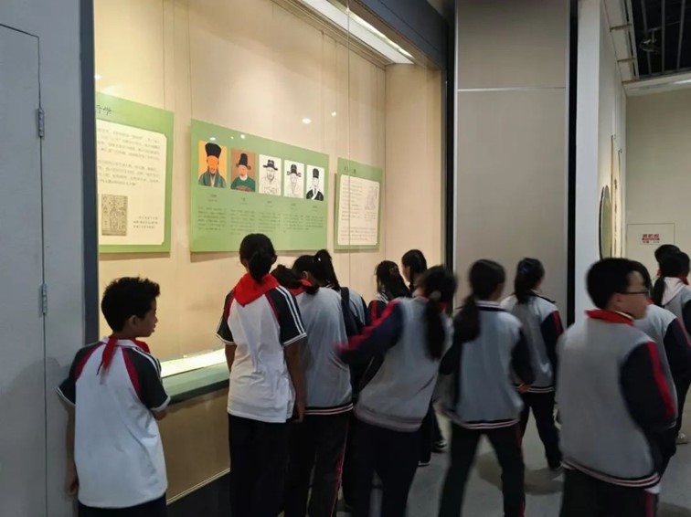 会·聚青浦|来青浦捕捉秋色,观看一场五彩缤纷的秋天童话剧! 会·聚青浦|来青浦捕捉秋色,观看一场五彩缤纷的秋天童话剧!