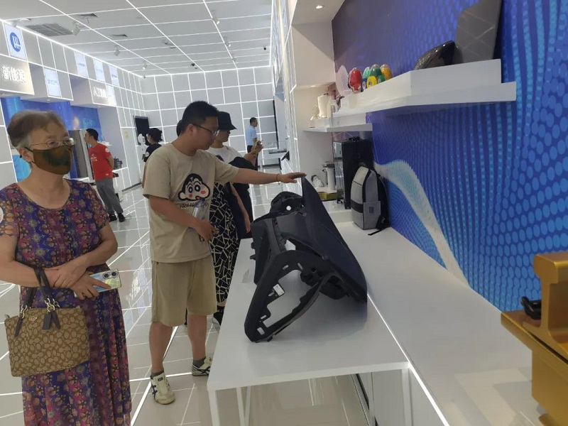 0821_115229_792.jpg 3.jpg