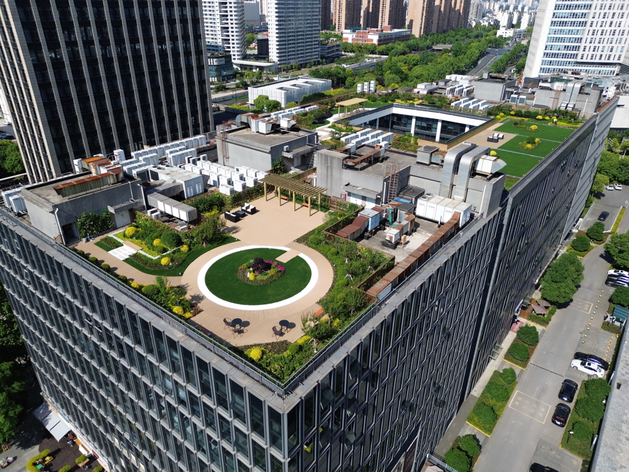 星满园·星空花谷屋顶绿化面积约2200平方米.jpg