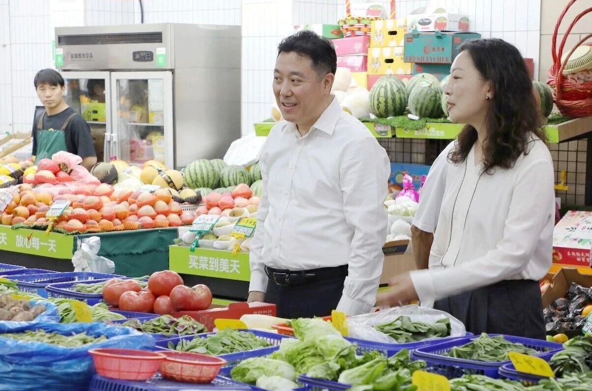 长宁区领导带队开展节前安全生产检查1.jpg