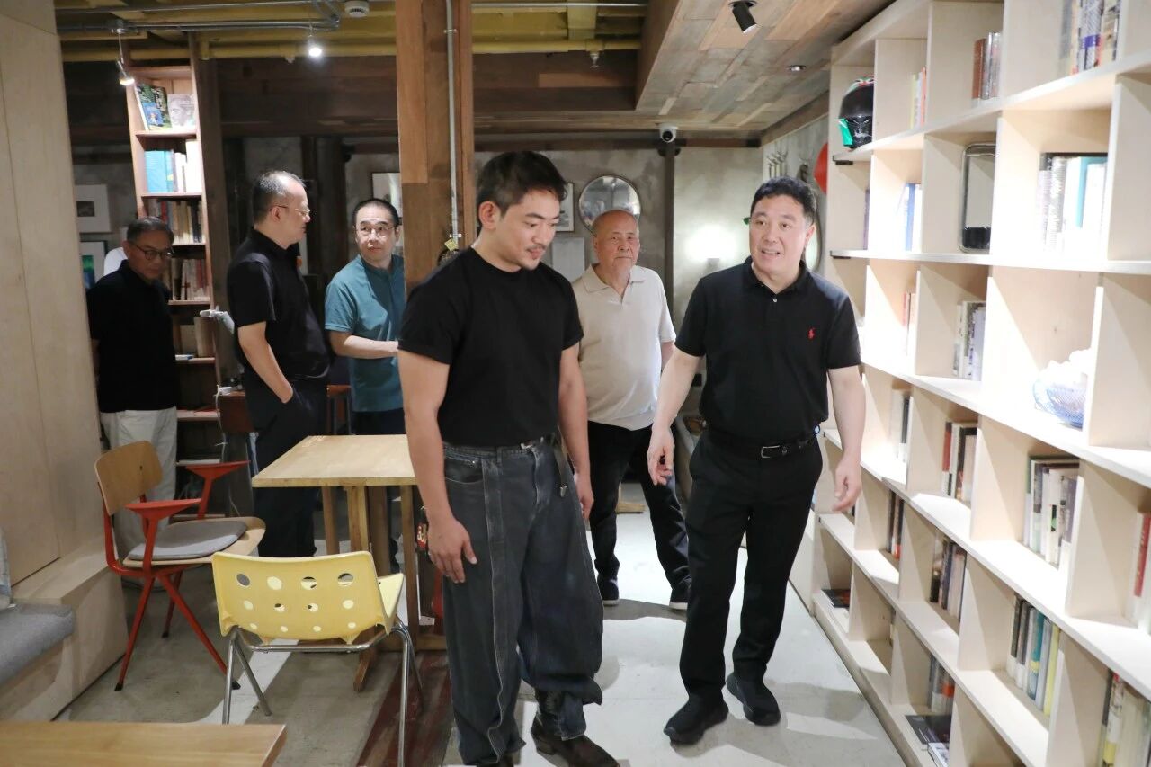 长宁区委书记孔福安调研“文商旅体展绿”融合发展工作2.jpg