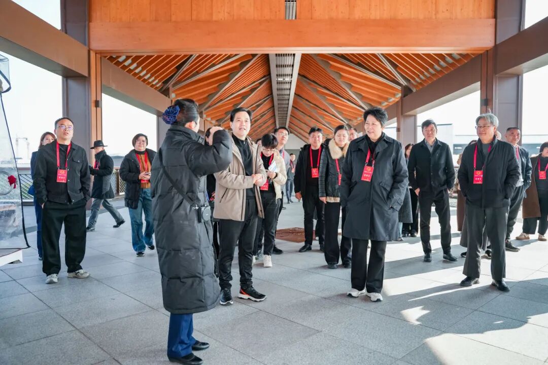 0121_090943_465.jpg 0121_090943_465.jpg