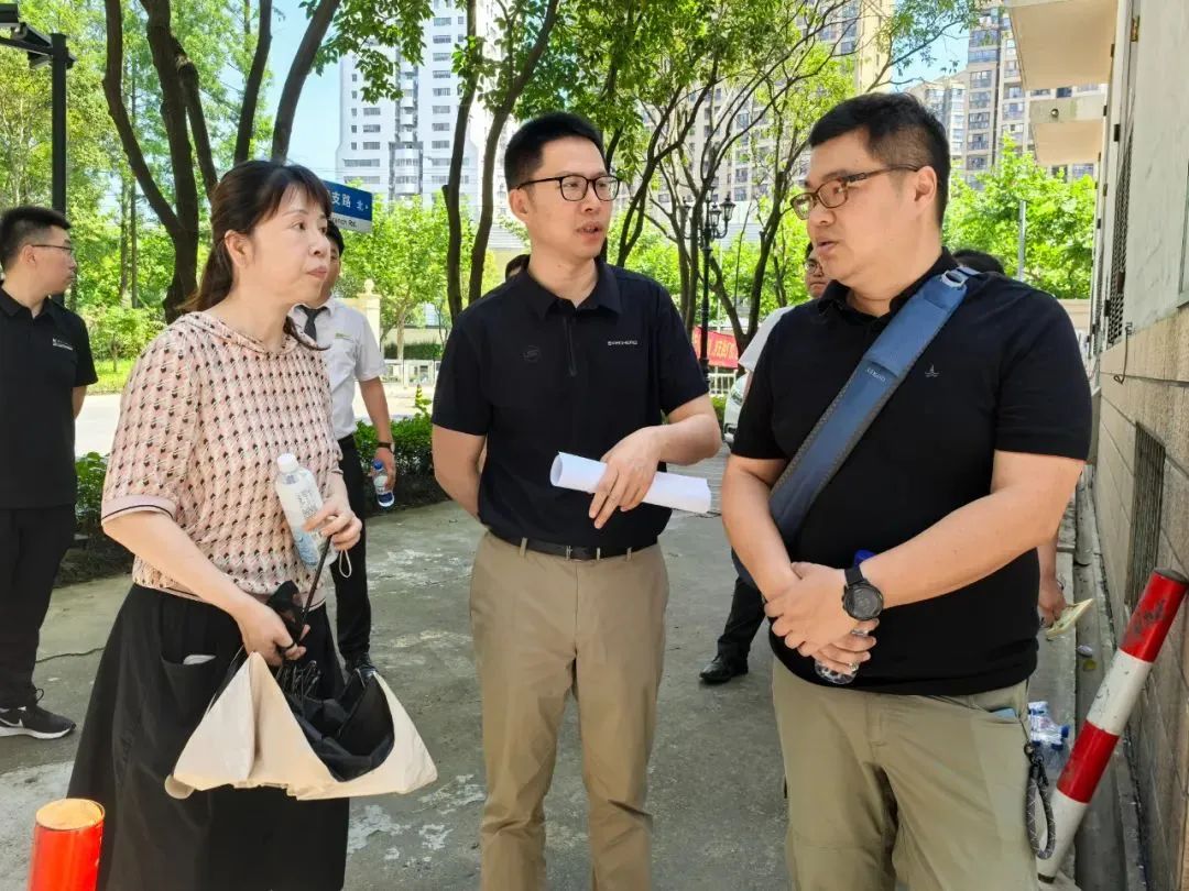 0717_133229_380.jpg 0717_133229_380.jpg