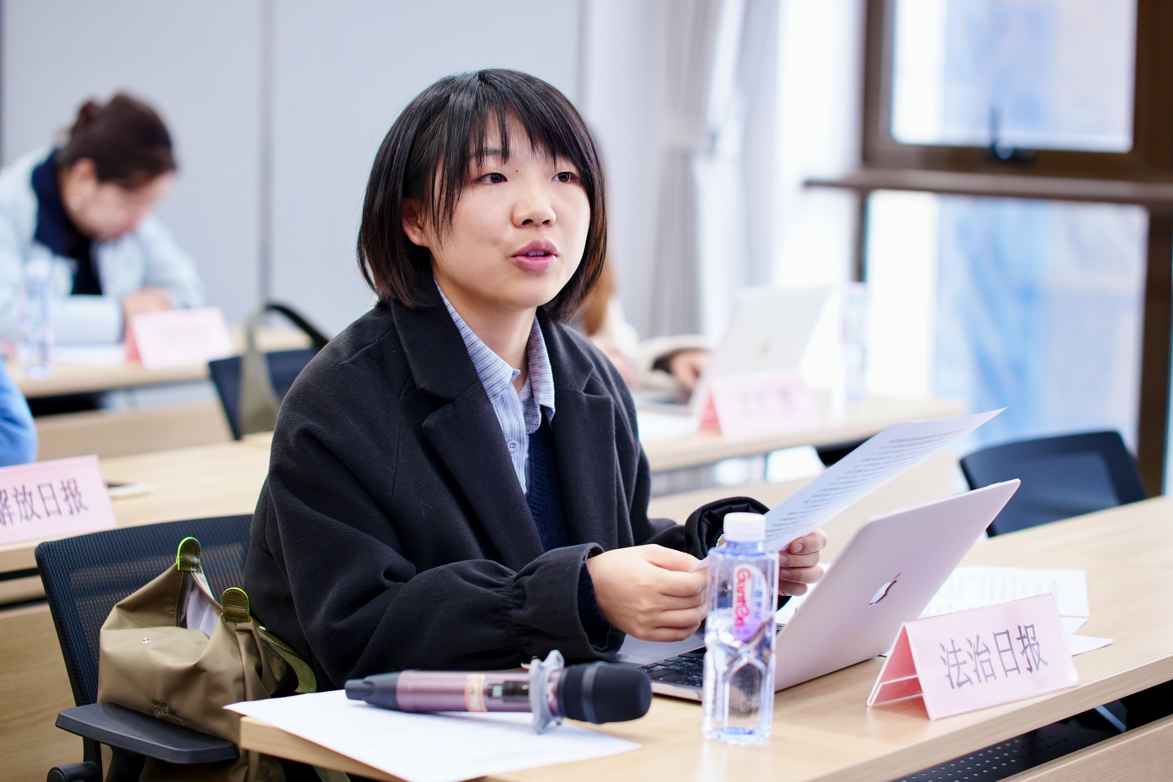 图片3.jpg 图片3.jpg