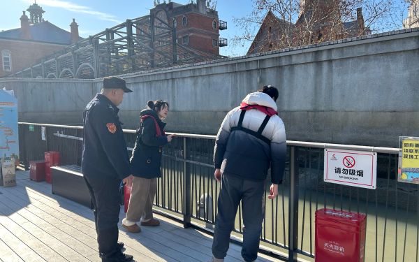 025_1_.jpg 025_1_.jpg