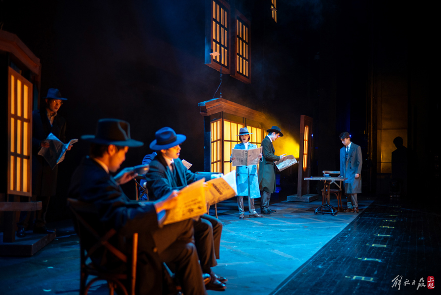 3月6日至10日,音乐剧《粉丝来信》在上海文化广场上演,并开启全国巡演。董天晔 摄.jpeg 3月6日至10日,音乐剧《粉丝来信》在上海文化广场上演,并开启全国巡演。董天晔 摄.jpeg