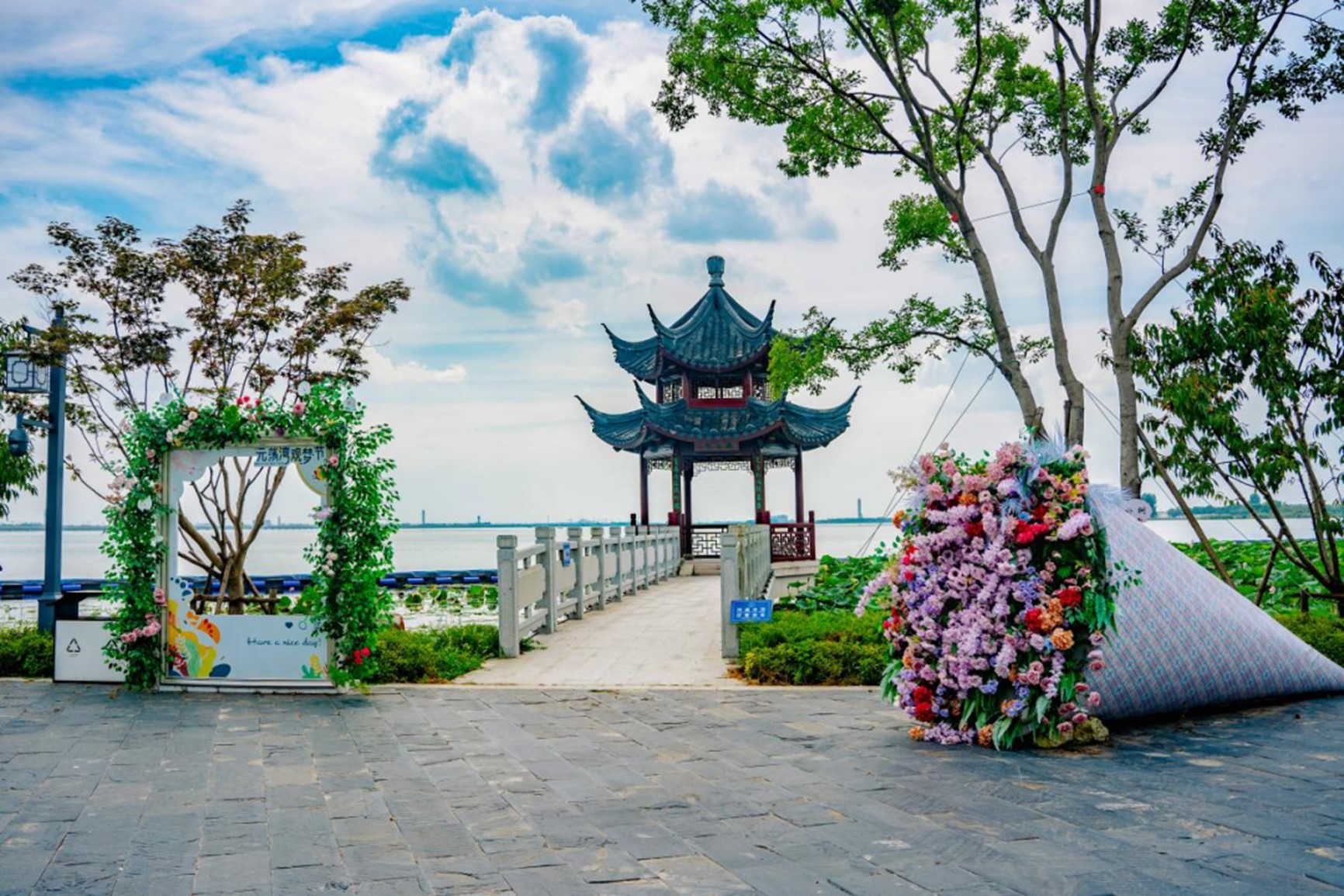 在青浦,江南秋日胜春朝 在青浦,江南秋日胜春朝