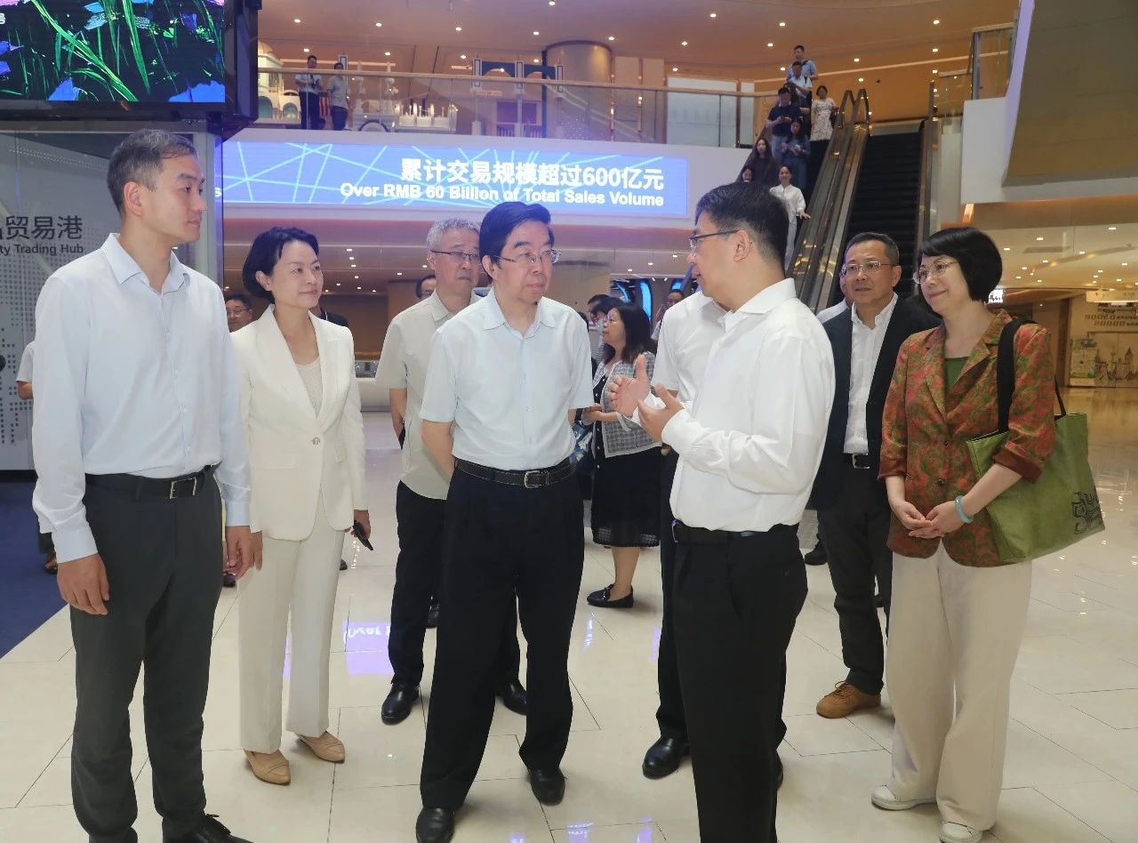 0703_090437_855.jpg 0703_090437_855.jpg