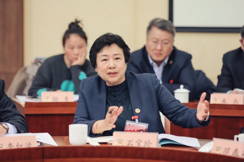 石宝珍.png 石宝珍.png