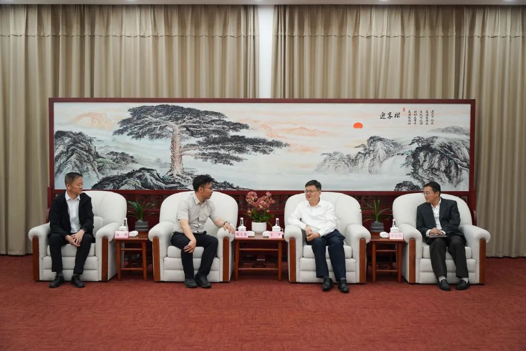 0610_095941_269.jpg 0610_095941_269.jpg