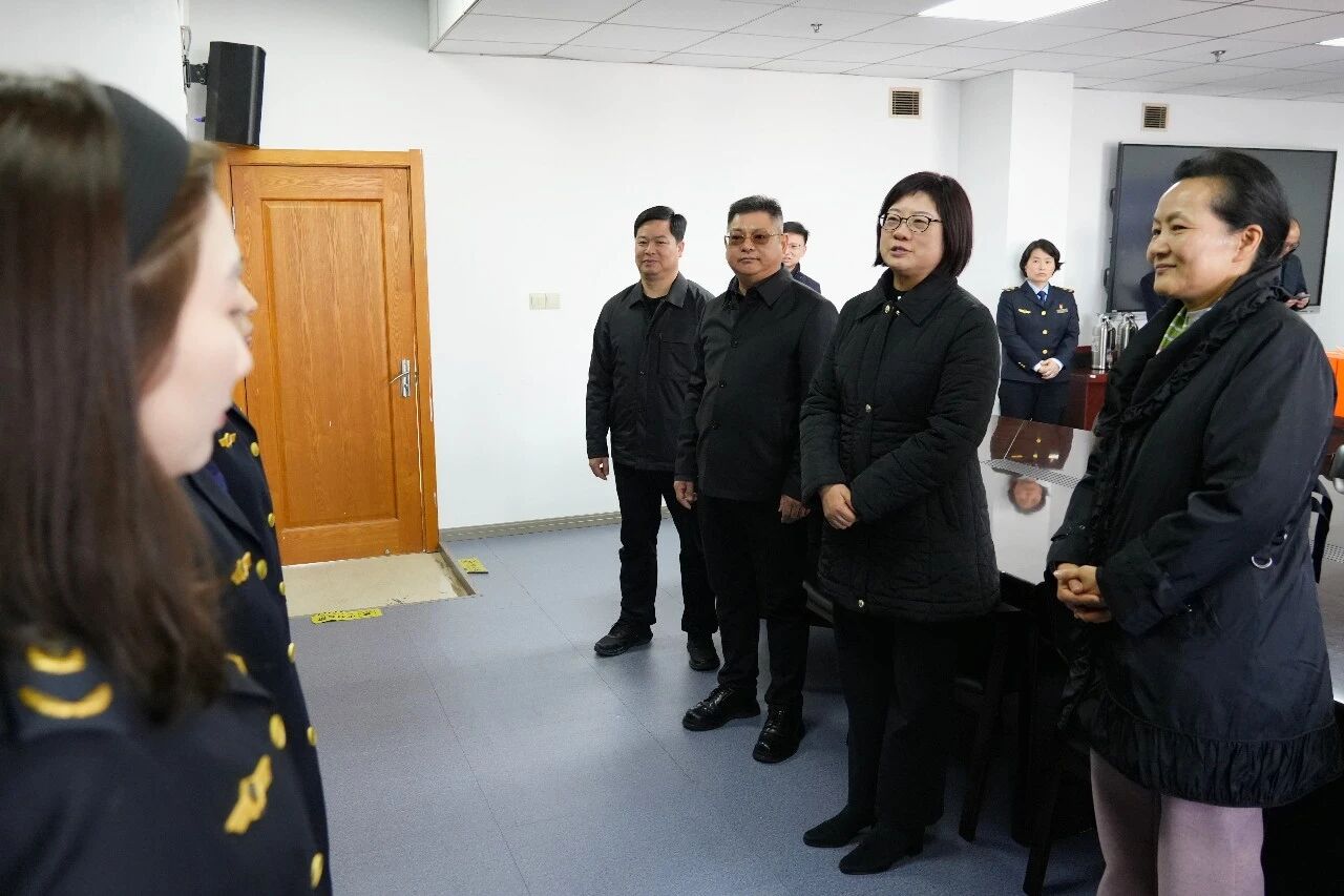 0224_101237_162.jpg 0224_101237_162.jpg