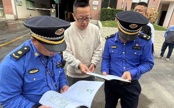 照片3.jpg 照片3.jpg