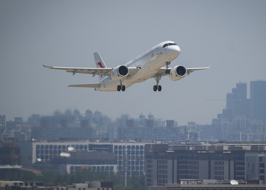 MU9191航班,从上海虹桥机场飞往北京首都机场,圆满完成商业首航