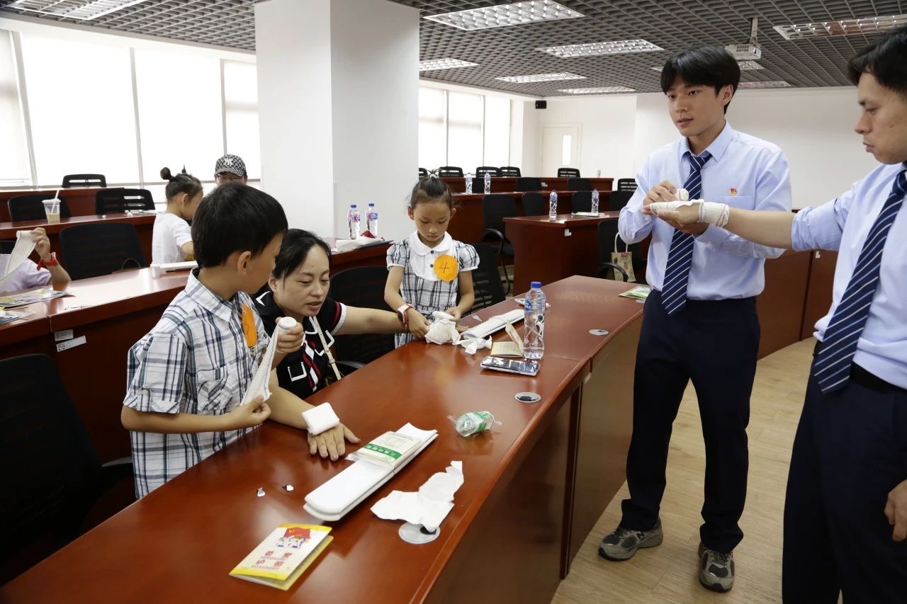 政府开放日6.jpg 政府开放日6.jpg