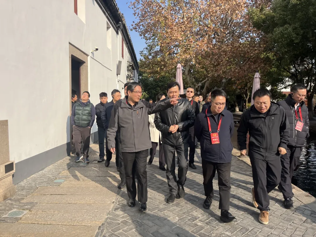 1219_105511_882.png 1219_105511_882.png