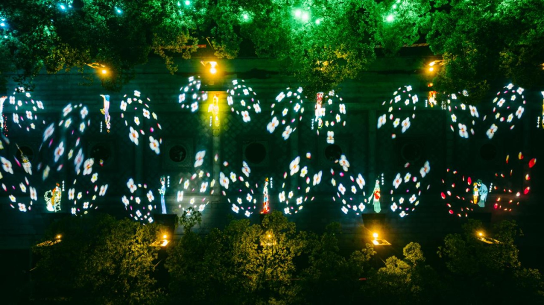 来青浦,捕捉水中秋色,寻觅“时光溢彩” 来青浦,捕捉水中秋色,寻觅“时光溢彩”