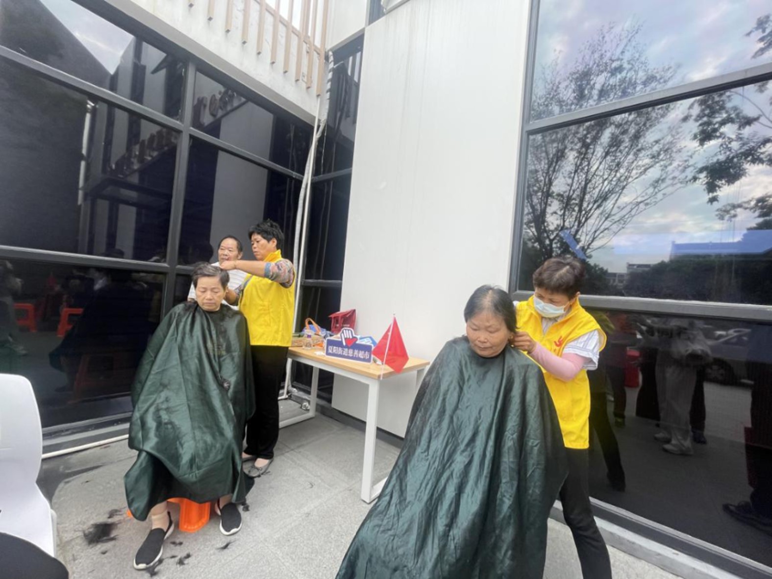 青浦区各镇(街道)慈善超市9月活动简讯 青浦区各镇(街道)慈善超市9月活动简讯