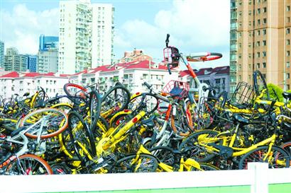 市区“堆成山”郊区“吃不饱” 崇明成上海共享单车最少地区