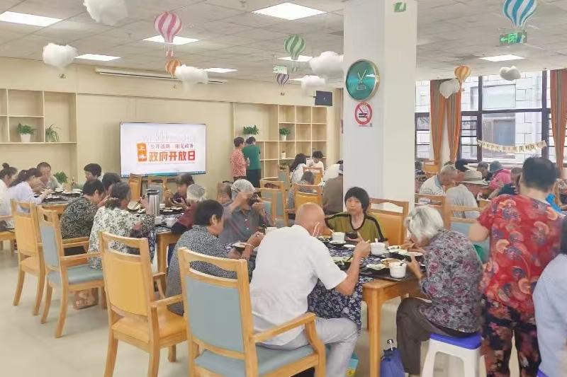 0829_154946_426.jpg 开放日图片2.jpg