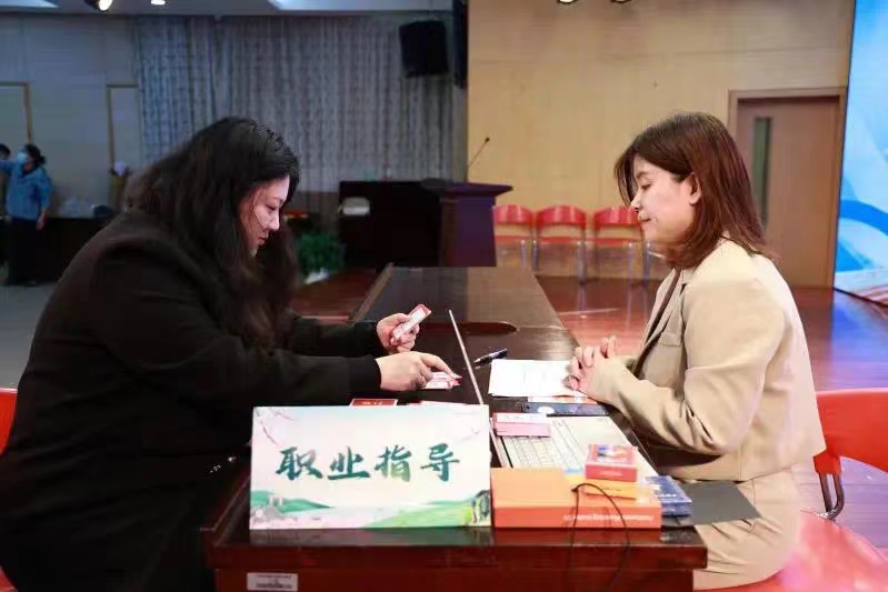 20240703193200036356.jpg 政府开放日现场照片1.jpg