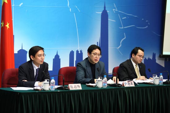 市政府新闻发布会介绍本市进一步完善义务教育经费保障机制有关情况
