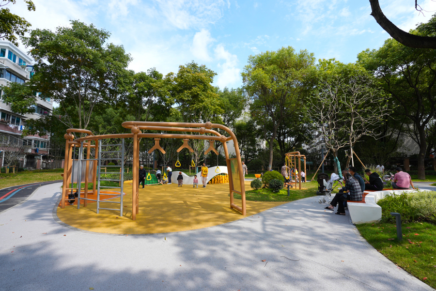 位于浦东的口袋公园伴景园。 资料照片  .jpeg