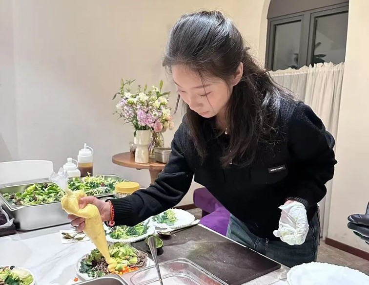 青春青浦:解锁青年新“夜”态 有趣有料有内涵 快来党群阵地抢课吧~ 青春青浦:解锁青年新“夜”态 有趣有料有内涵 快来党群阵地抢课吧~