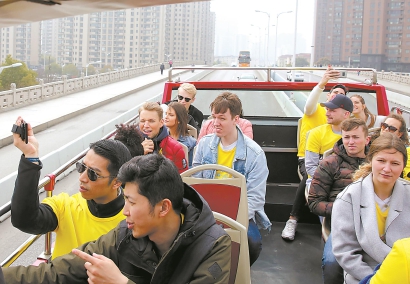 “百万市民看上海”启动