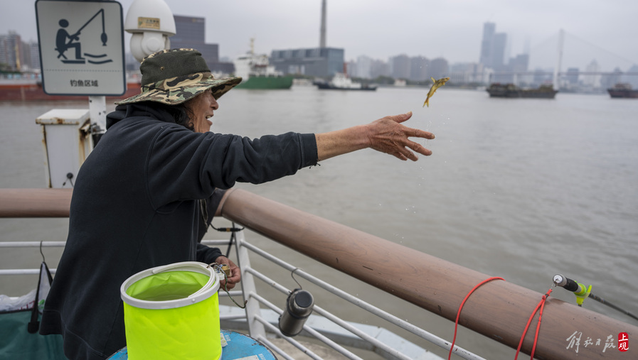 黄浦江畔的白莲泾公园“官方认证”钓鱼点.jpeg 黄浦江畔的白莲泾公园“官方认证”钓鱼点.jpeg