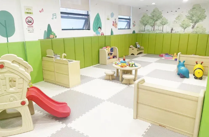 江湾镇街道第六市民驿站宝宝屋.png 江湾镇街道第六市民驿站宝宝屋.png