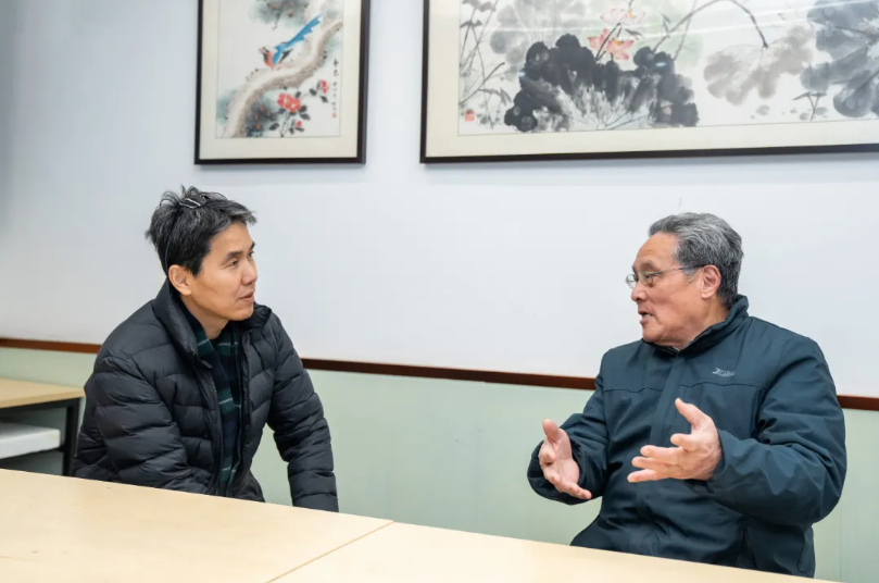 虹口区领导春节前走访慰问先进典型 .png 虹口区领导春节前走访慰问先进典型 .png