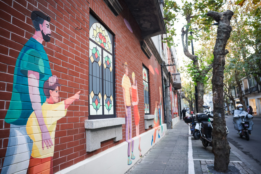 淡水路(左)和西凌家宅路(右)完成了街区更新.jpeg 淡水路(左)和西凌家宅路(右)完成了街区更新.jpeg