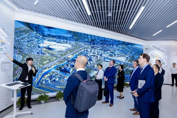 0925_092036012_954.jpg 4.jpg