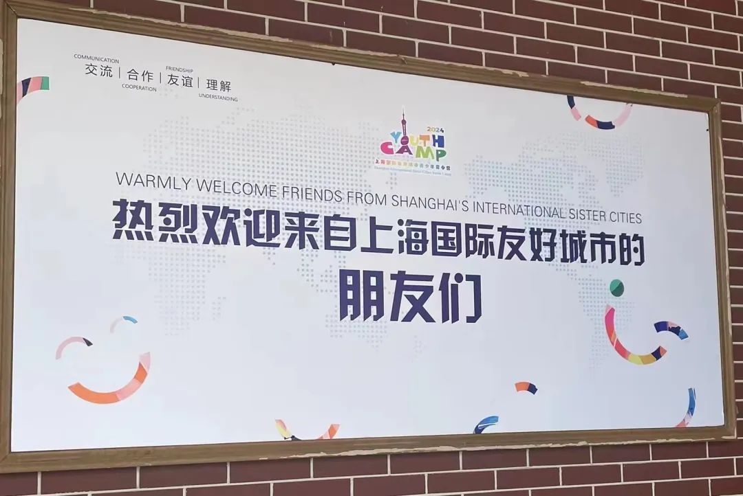 0704_102424_271.jpg 0704_102424_271.jpg