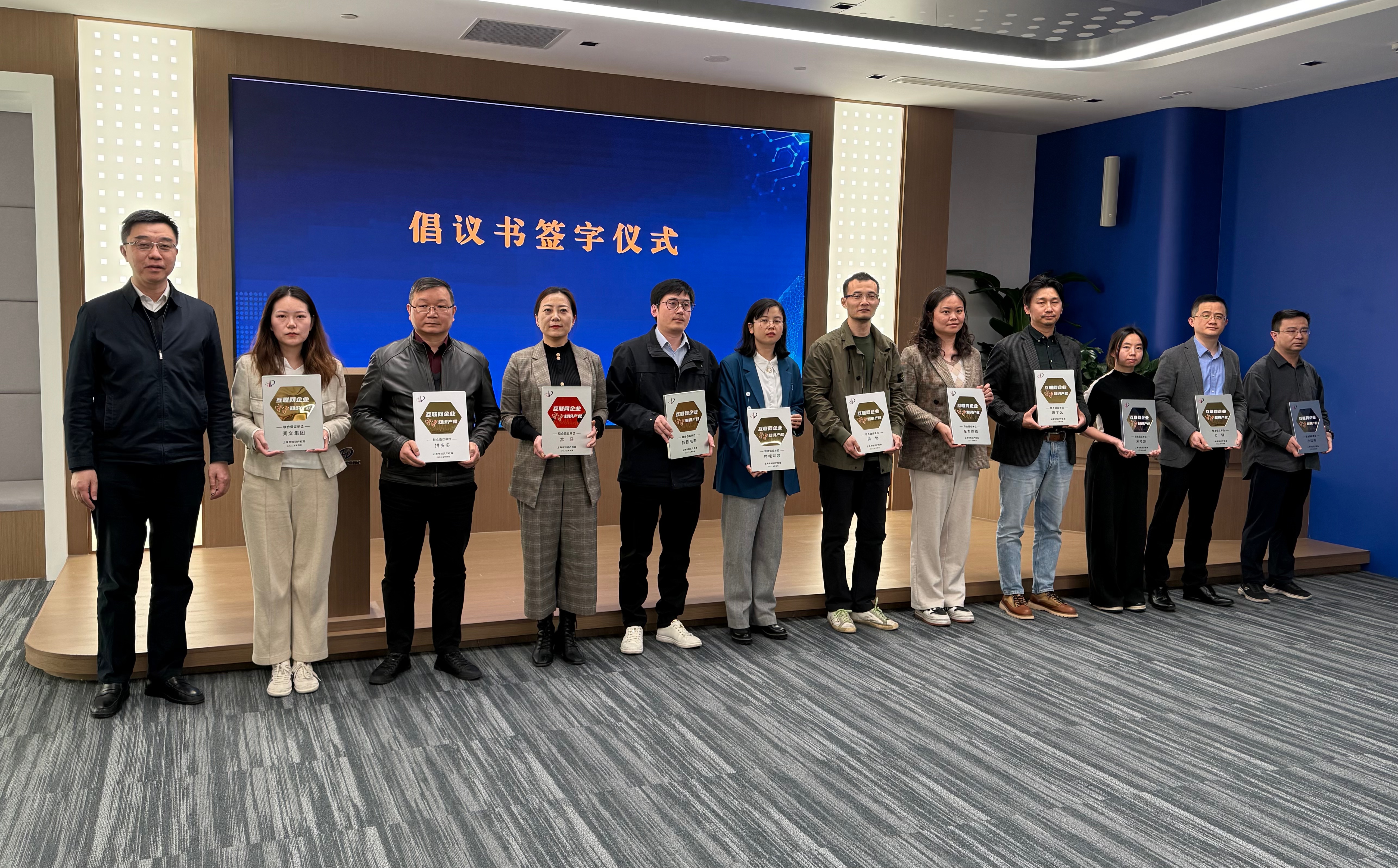 e532a81b2a01e524180252818b84202.jpg e532a81b2a01e524180252818b84202.jpg