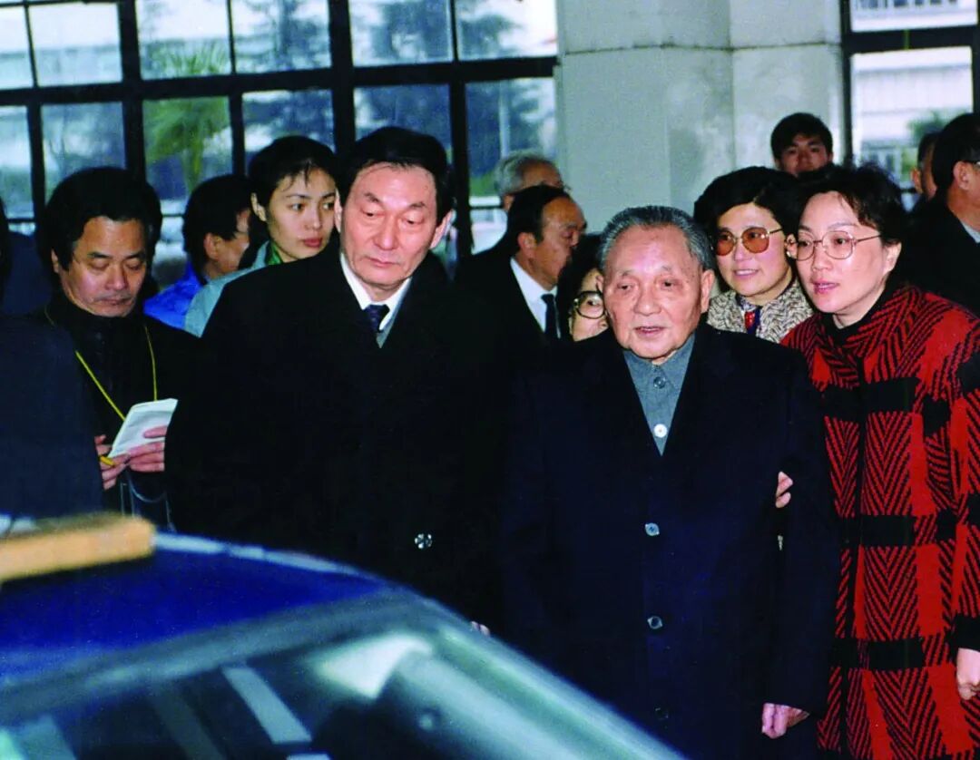 朱镕基同志生平