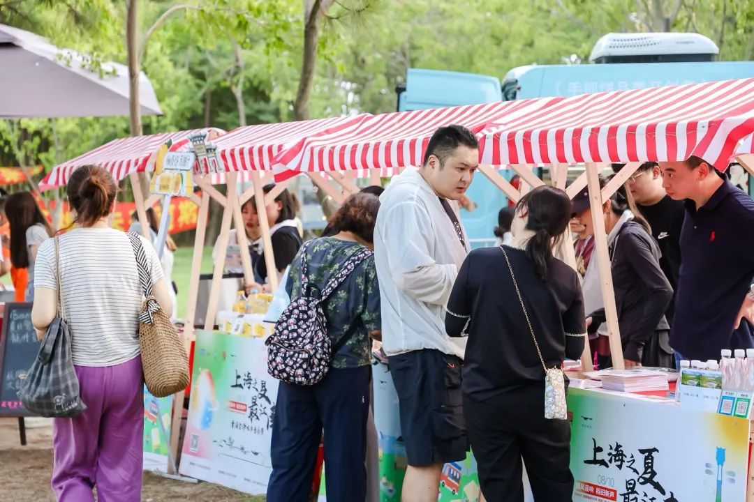 青浦区金泽镇开展“市民群众看美丽乡村”政府开放日活动 .jpg 青浦区金泽镇开展“市民群众看美丽乡村”政府开放日活动 .jpg